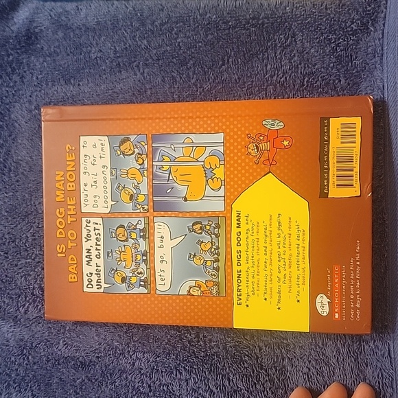 Kids books, scholastic, DOGMAN SERIES - Picture 3 of 6